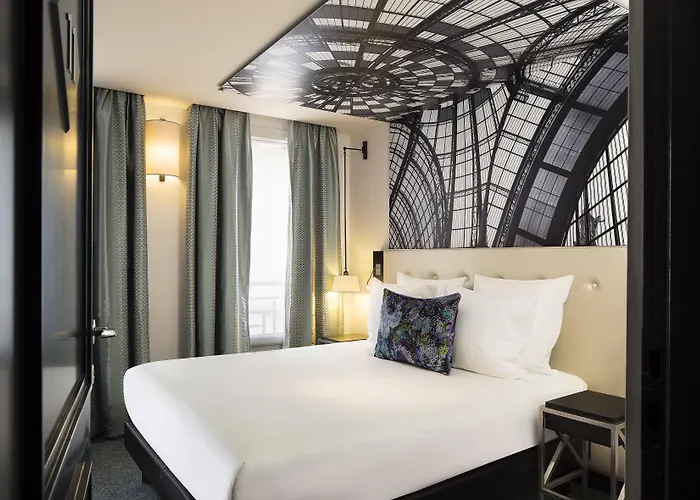 Gustave 4* Paris
