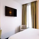 Gustave 4* París