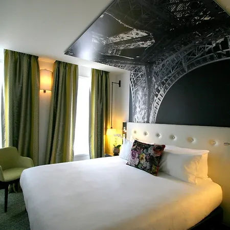 Gustave 4* Paris