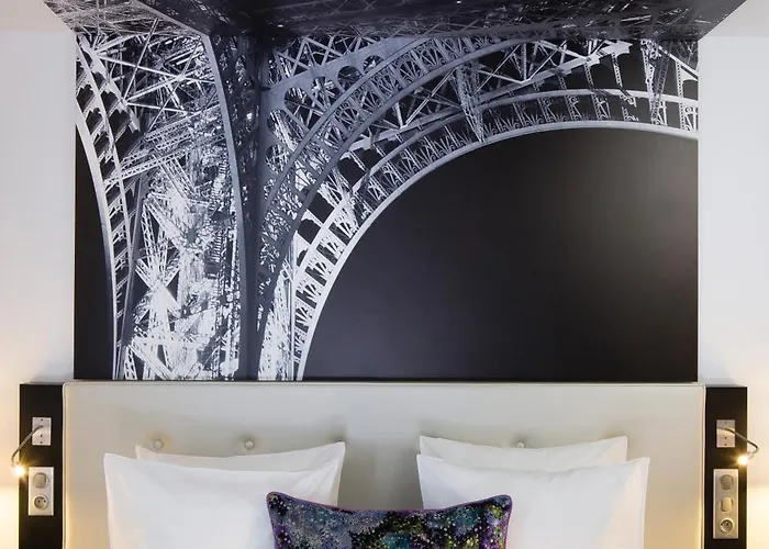 Gustave Отель 4*